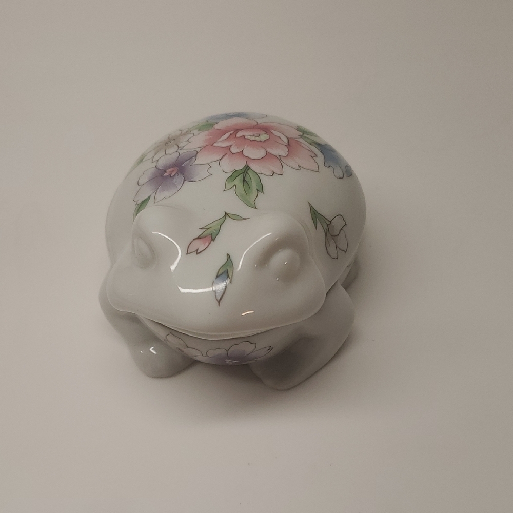Floral Ceramic Frog Figurine. San Francisco Music Box Co. Made On Japan.